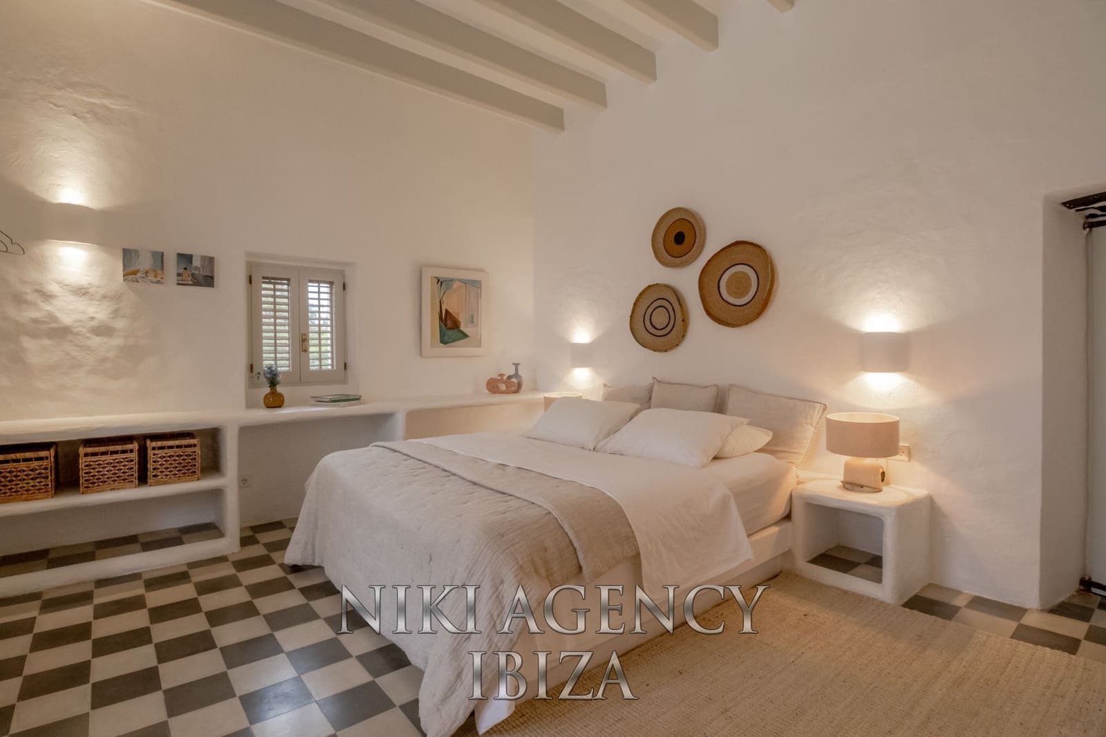 8 soverom Villa til salgs i Puig de'n Valls med svømmebasseng garasje - € 6 450 000 (Ref: 9811203)