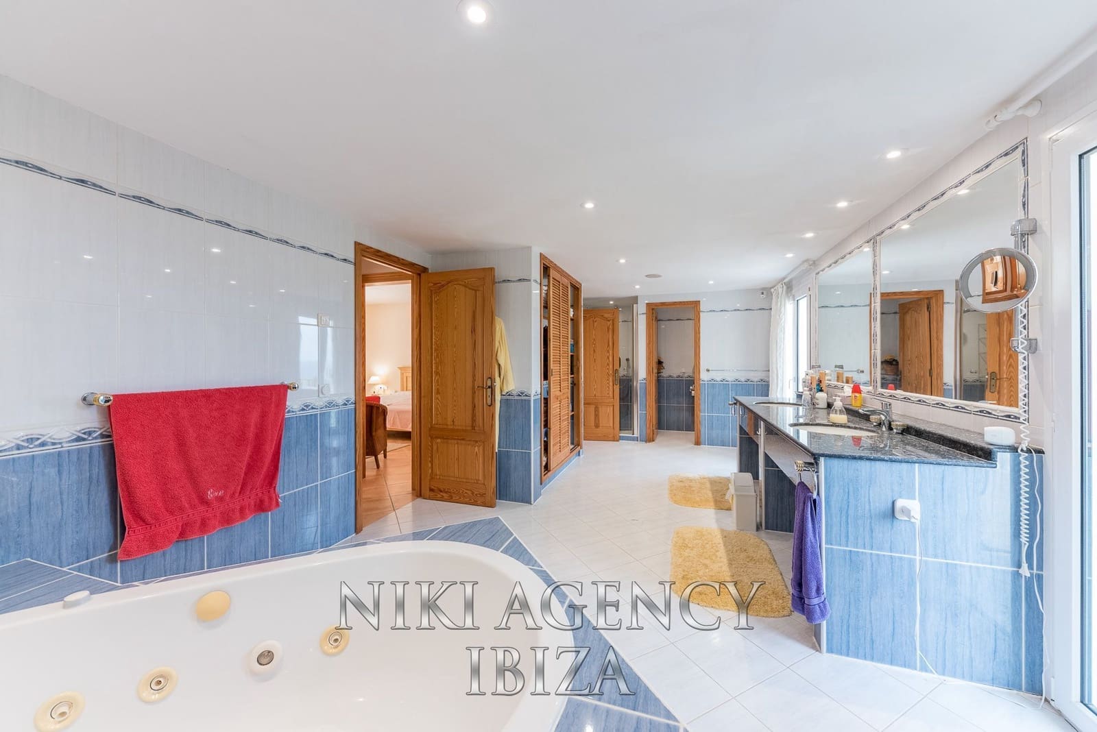 3 soverom Villa til salgs i Cala Vadella med svømmebasseng garasje - € 2 150 000 (Ref: 9828244)