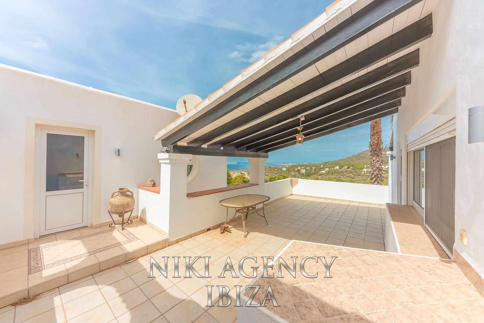 3 soverom Villa til salgs i Cala Vadella med svømmebasseng garasje - € 2 150 000 (Ref: 9828244)