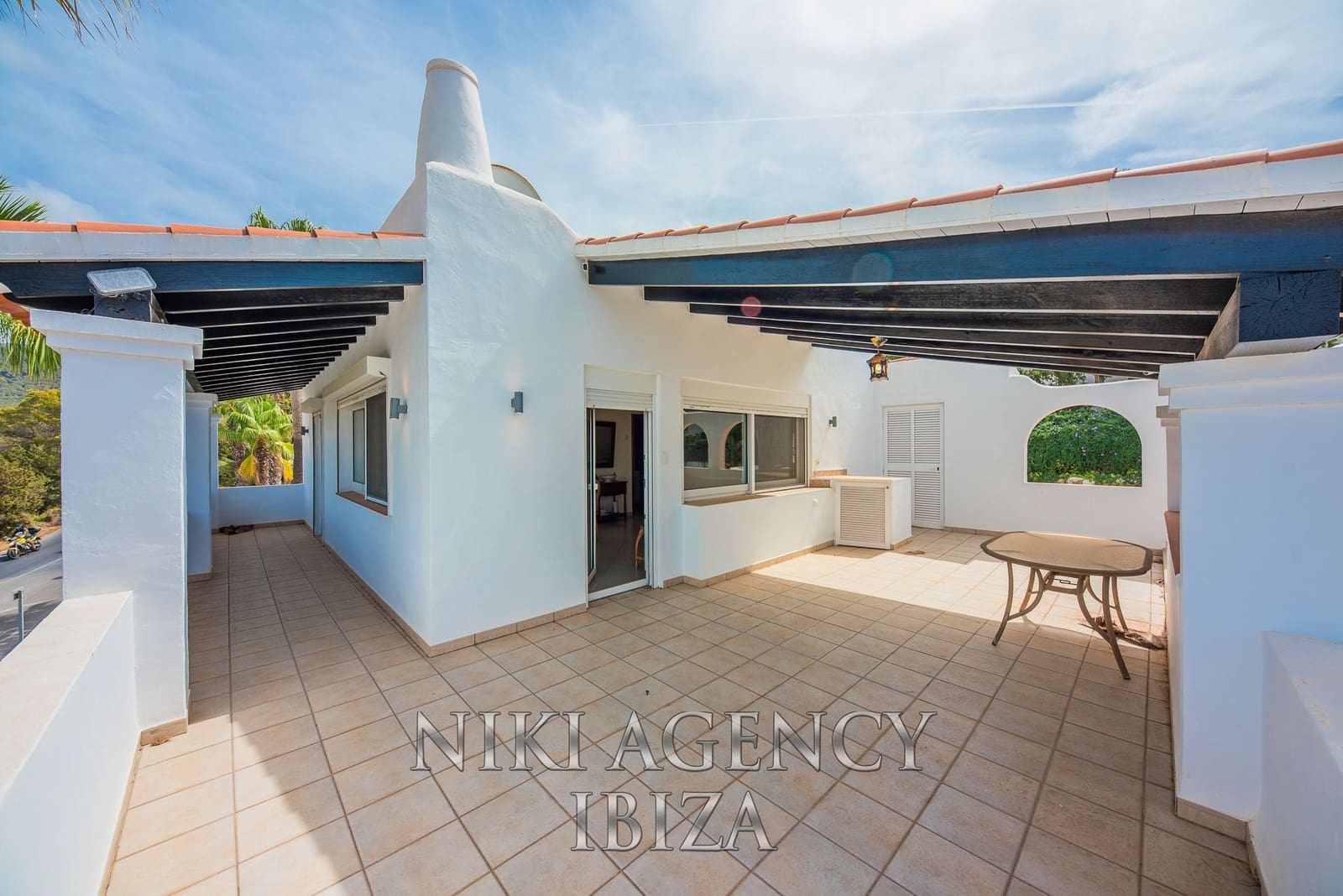 3 soverom Villa til salgs i Cala Vadella med svømmebasseng garasje - € 2 150 000 (Ref: 9828244)