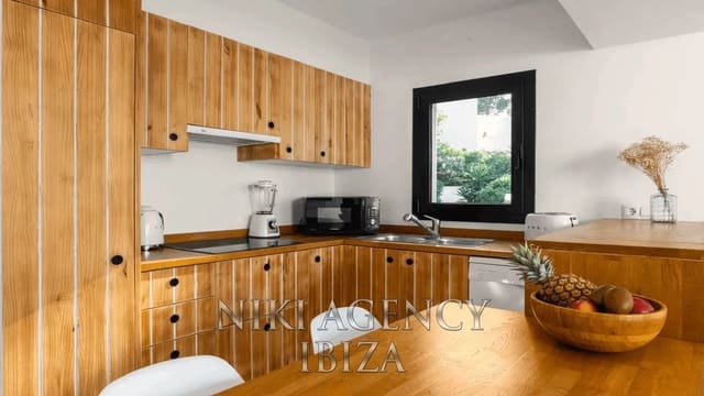 2 slaapkamer Appartement te koop in Cala Vadella, San Jose / Sant Josep de Sa Talaia met zwembad - € 495.000 (Ref: 9835161)
