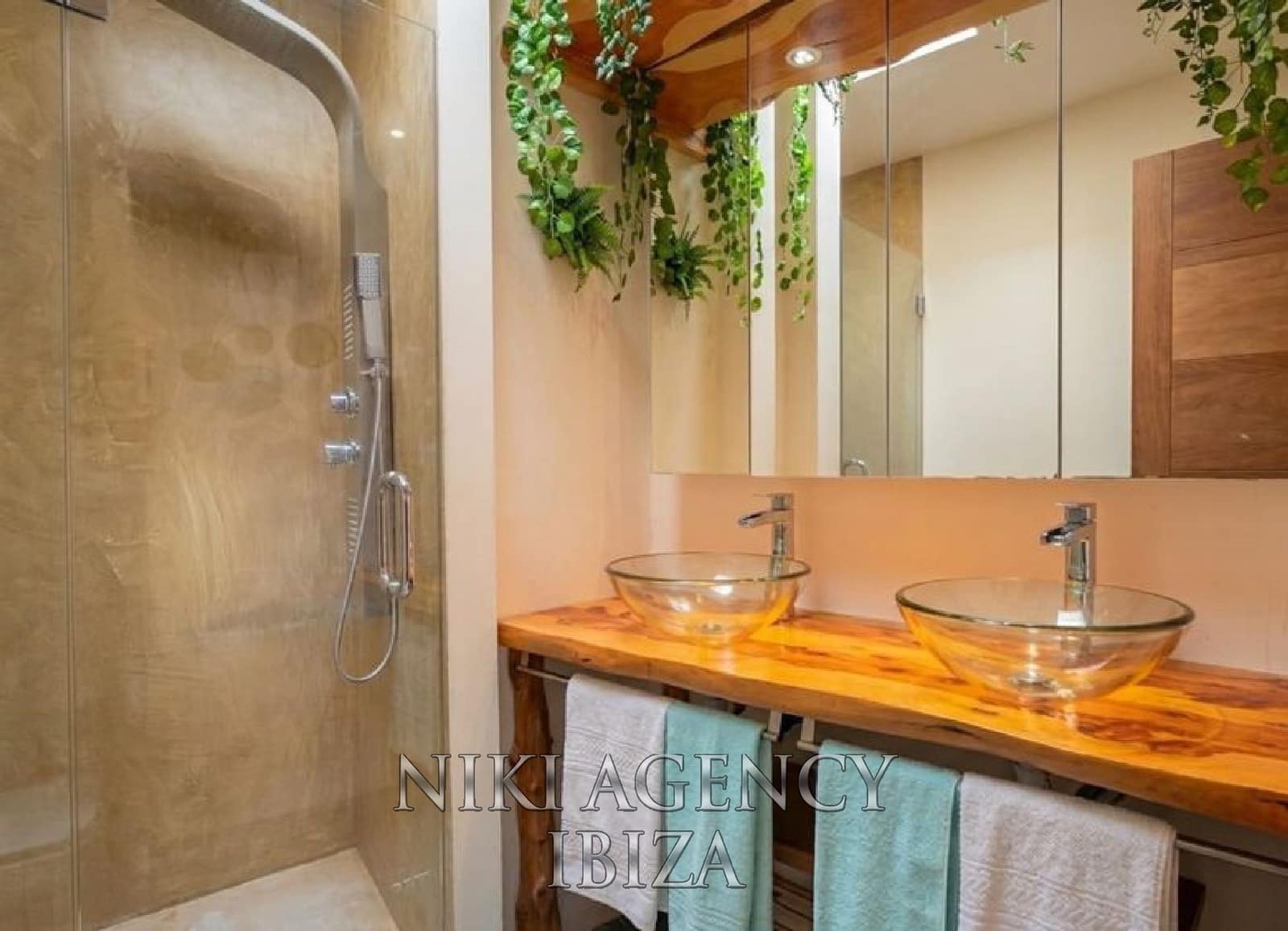3 camera da letto Villa in vendita in Cala Tarida con piscina garage - 1.350.000 € (Rif: 9953677)