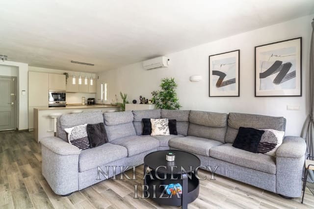 2 slaapkamer Appartement te koop in Cala Vadella, San Jose / Sant Josep de Sa Talaia met zwembad - € 499.000 (Ref: 9959111)