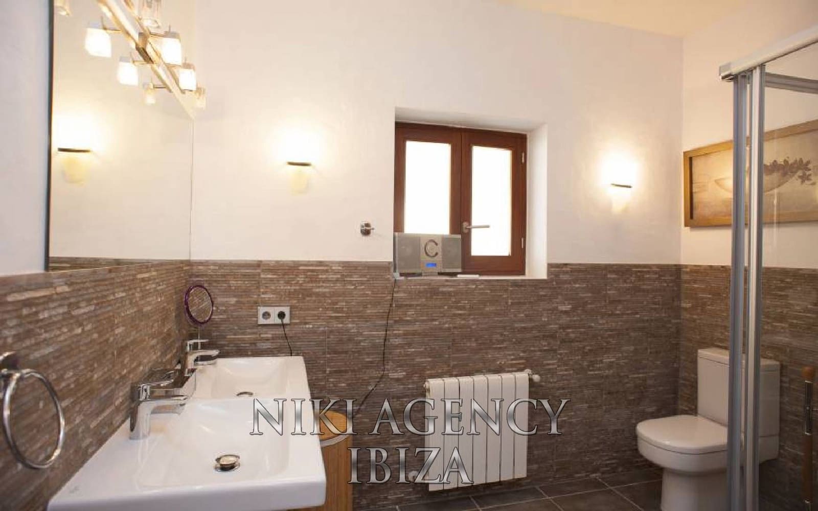 4 bedroom Villa for sale in Sant Joan de Labritja with pool garage - € 2,190,000 (Ref: 9968062)