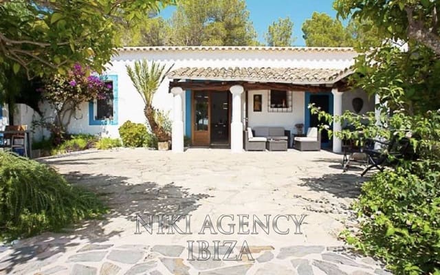 4 soveværelse Villa til salg i Sant Joan de Labritja med swimmingpool garage - € 2.190.000 (Ref: 9968062)
