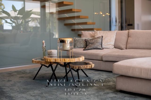Chalet de 6 habitaciones en Talamanca, Ibiza / Eivissa ciudad en venta con piscina garaje - 3.850.000 € (Ref: 9986341)