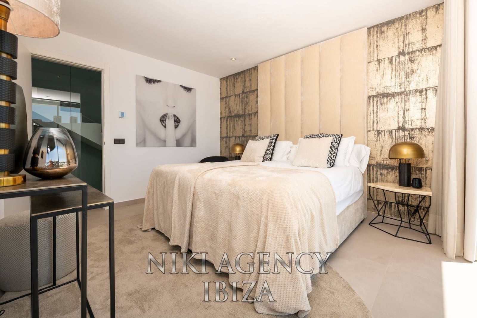 6 slaapkamer Villa te koop in Talamanca met zwembad garage - € 3.850.000 (Ref: 9986341)