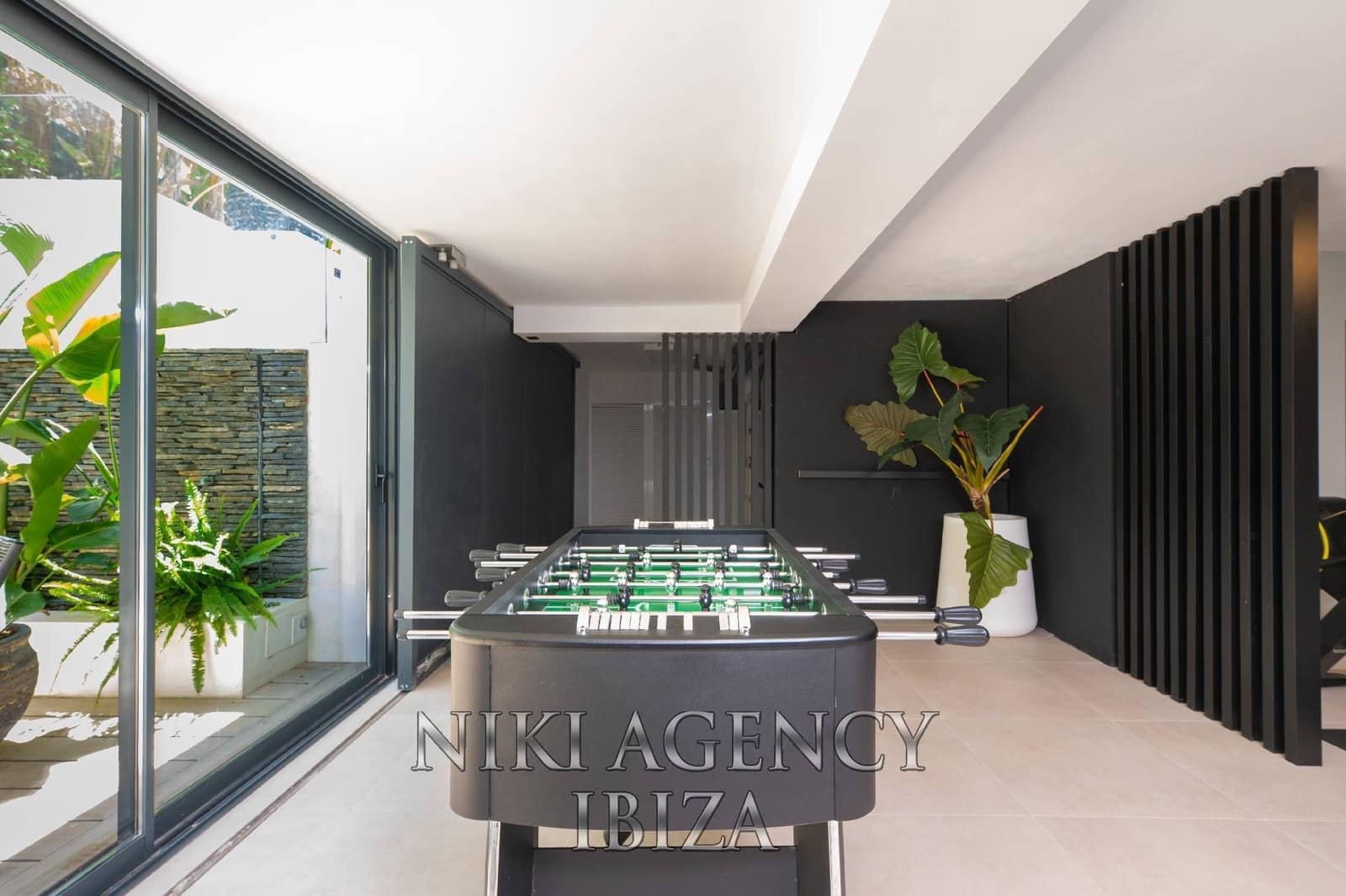 6 slaapkamer Villa te koop in Talamanca met zwembad garage - € 3.850.000 (Ref: 9986341)