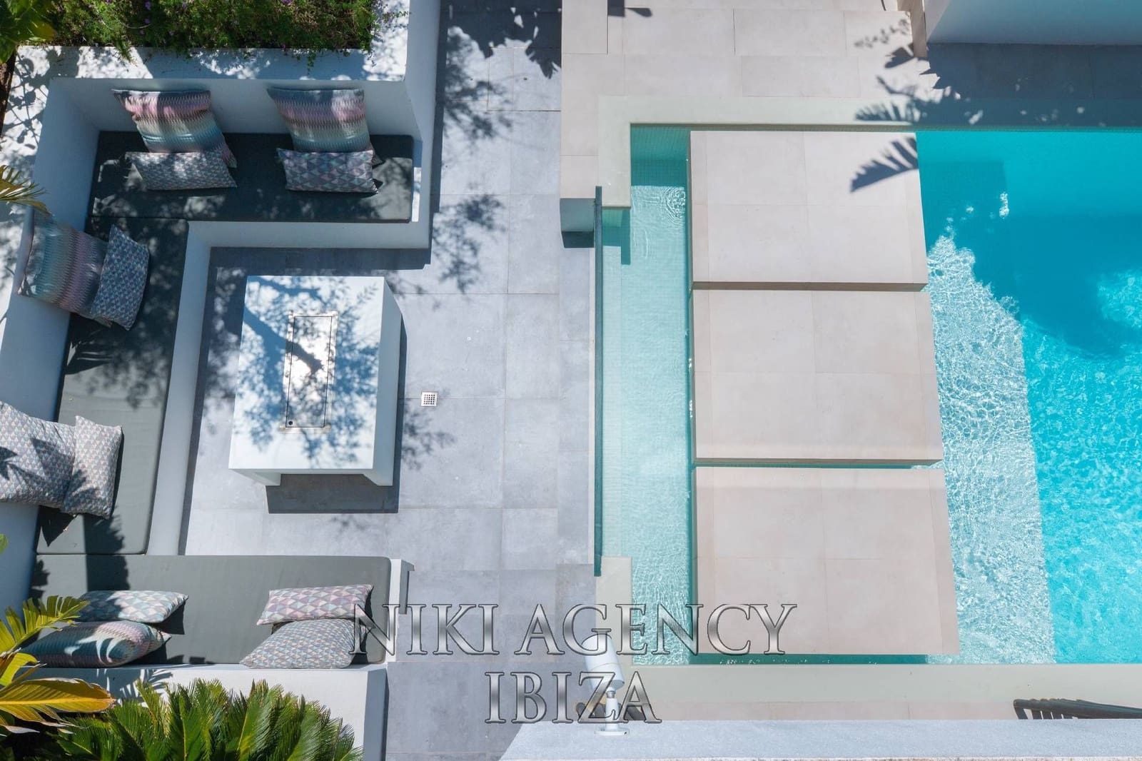 6 slaapkamer Villa te koop in Talamanca met zwembad garage - € 3.850.000 (Ref: 9986341)