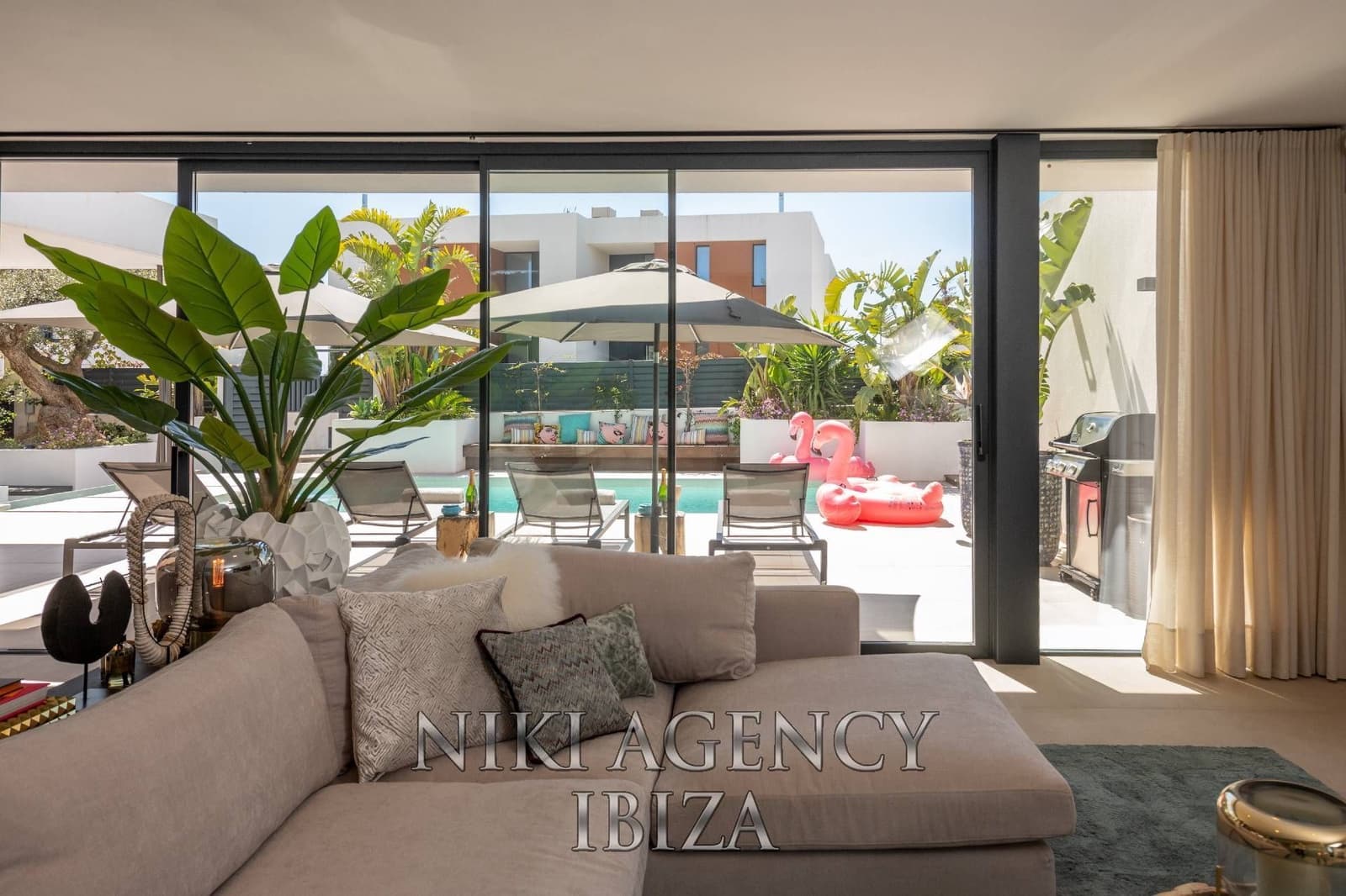 6 slaapkamer Villa te koop in Talamanca met zwembad garage - € 3.850.000 (Ref: 9986341)