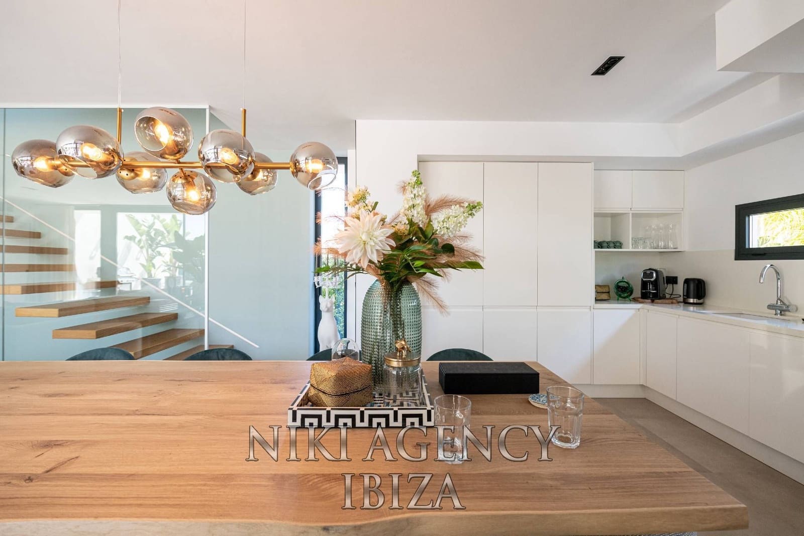 6 slaapkamer Villa te koop in Talamanca met zwembad garage - € 3.850.000 (Ref: 9986341)