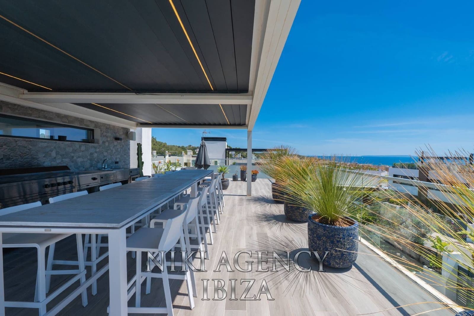 6 slaapkamer Villa te koop in Talamanca met zwembad garage - € 3.850.000 (Ref: 9986341)