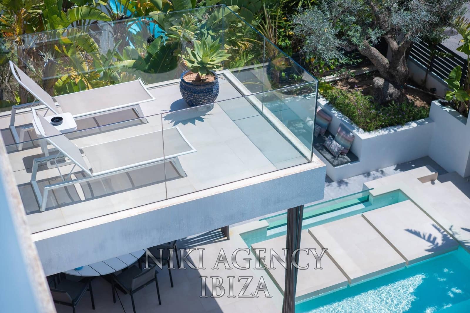 6 slaapkamer Villa te koop in Talamanca met zwembad garage - € 3.850.000 (Ref: 9986341)