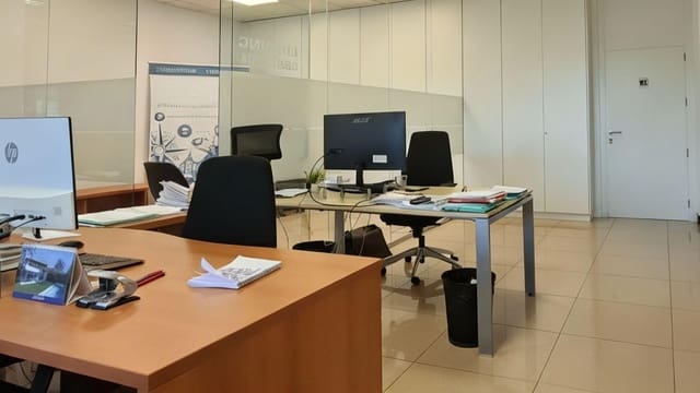 Toimisto vuokrattavana paikassa Playa de San Juan, Alicante kaupunki - 1 890 € (Ref: 3194922)