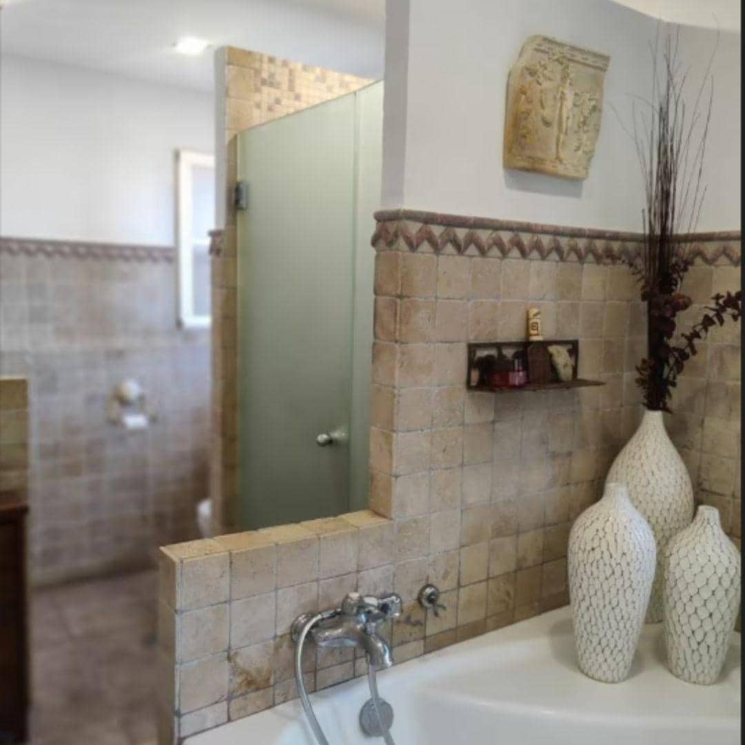 4 soveværelse Rækkehus til salg i Playa de San Juan med swimmingpool garage - € 590.000 (Ref: 8432686)