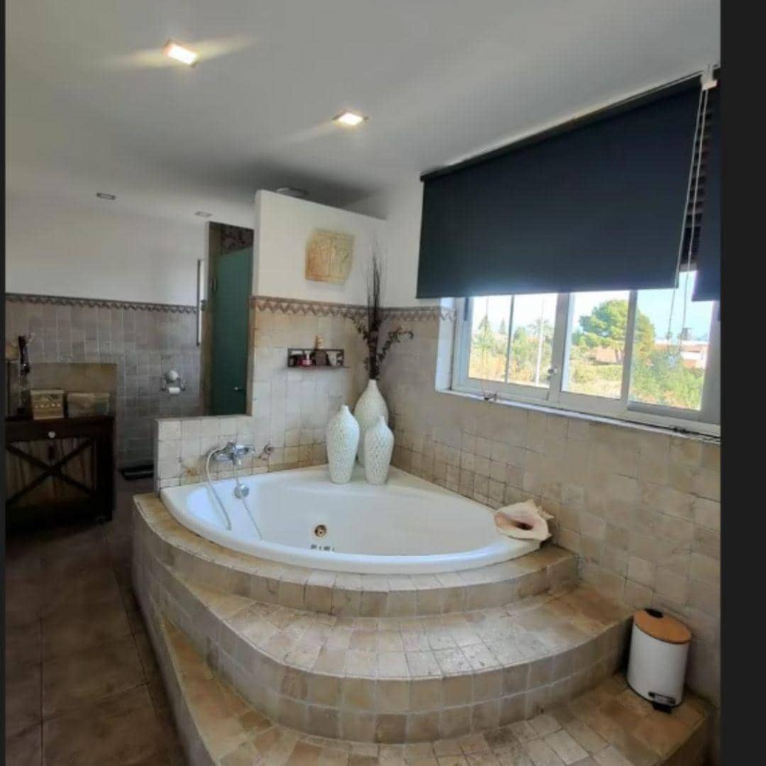 4 soveværelse Rækkehus til salg i Playa de San Juan med swimmingpool garage - € 590.000 (Ref: 8432686)