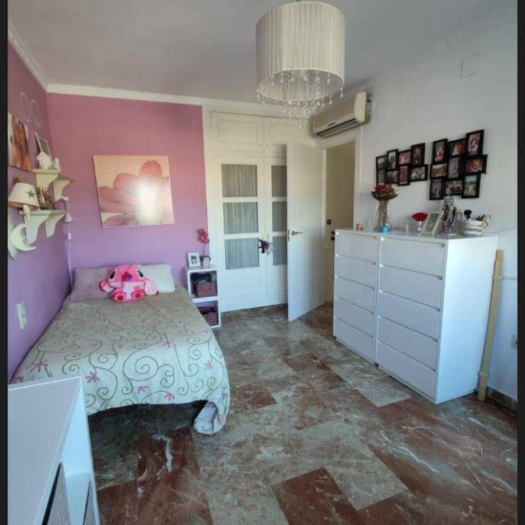 4 soveværelse Rækkehus til salg i Playa de San Juan med swimmingpool garage - € 590.000 (Ref: 8432686)