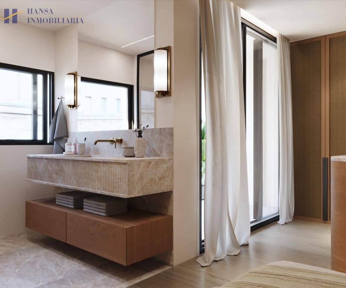 4 bedroom Apartment for sale in Alicante / Alacant city with garage - € 1,350,000 (Ref: 8902993)