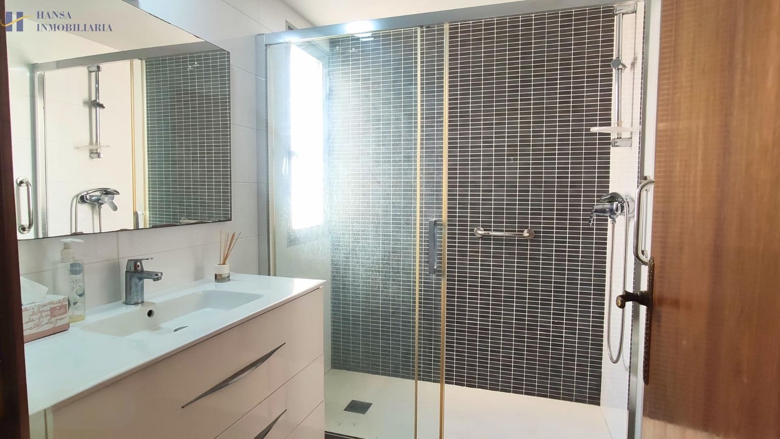 4 soveværelse Lejlighed til salg i Alicante by - € 670.000 (Ref: 8902994)