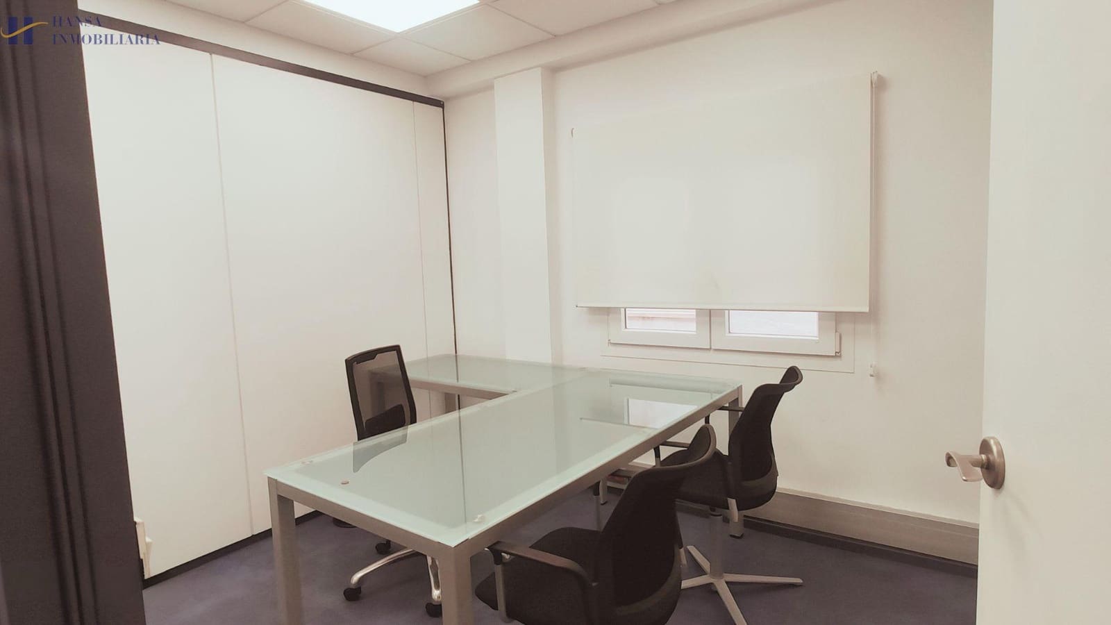 Kontor til salgs i Alicante by med garasje - € 750 000 (Ref: 8902995)