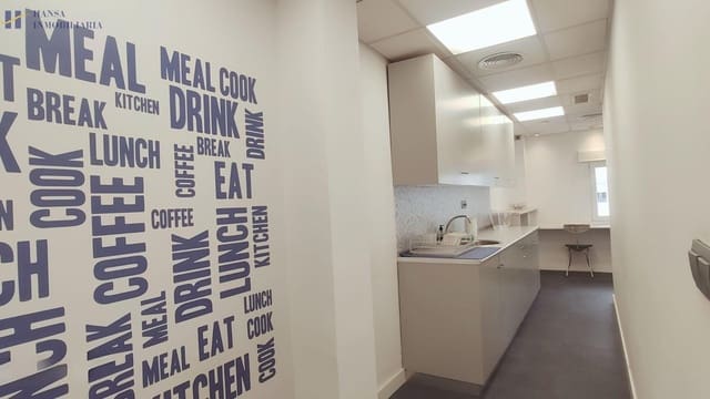 Biuro na sprzedaż w Miasto Alicante / Alacant z garażem - 750 000 € (Ref: 8902995)