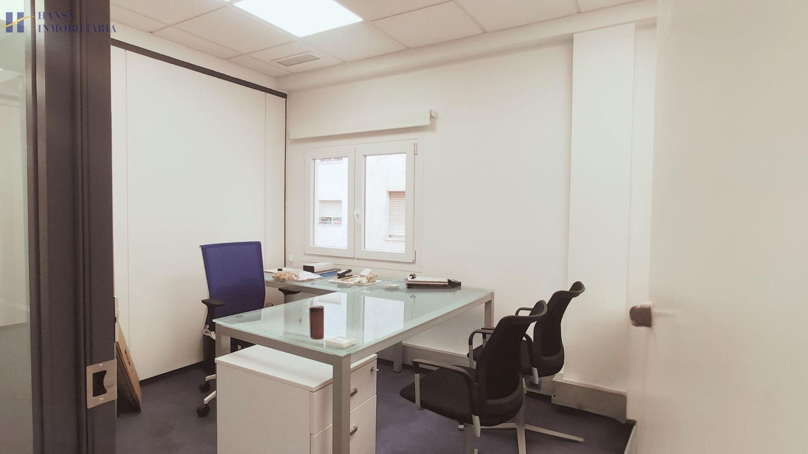 Kontor til salgs i Alicante by med garasje - € 750 000 (Ref: 8902995)