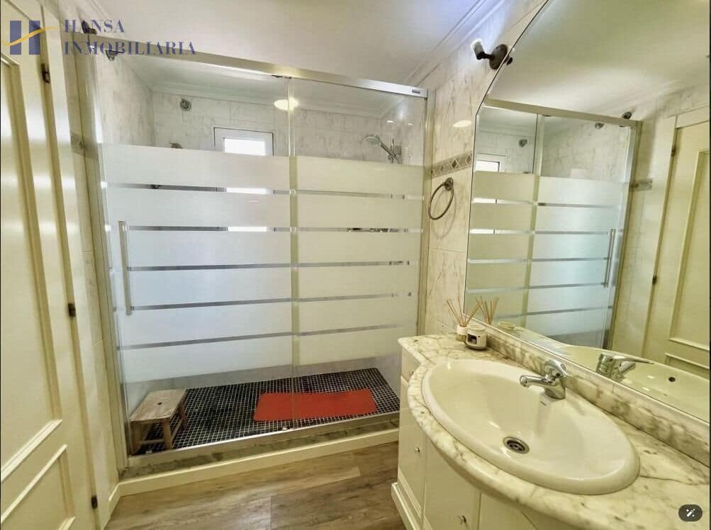 3 soverom Leilighet til salgs i Playa de San Juan med svømmebasseng garasje - € 525 000 (Ref: 8957249)