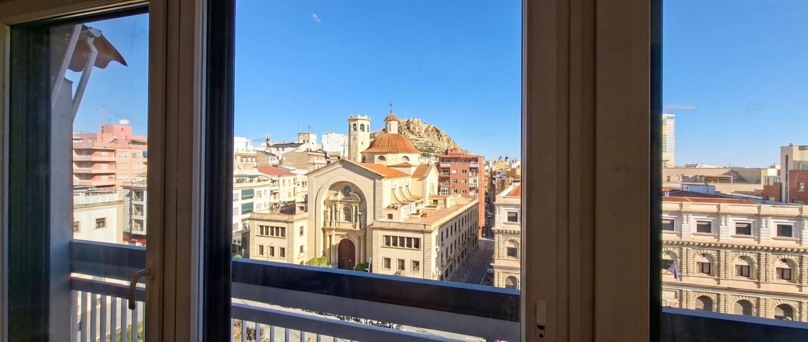 4 soverom Leilighet til salgs i Alicante by - € 799 000 (Ref: 9437563)