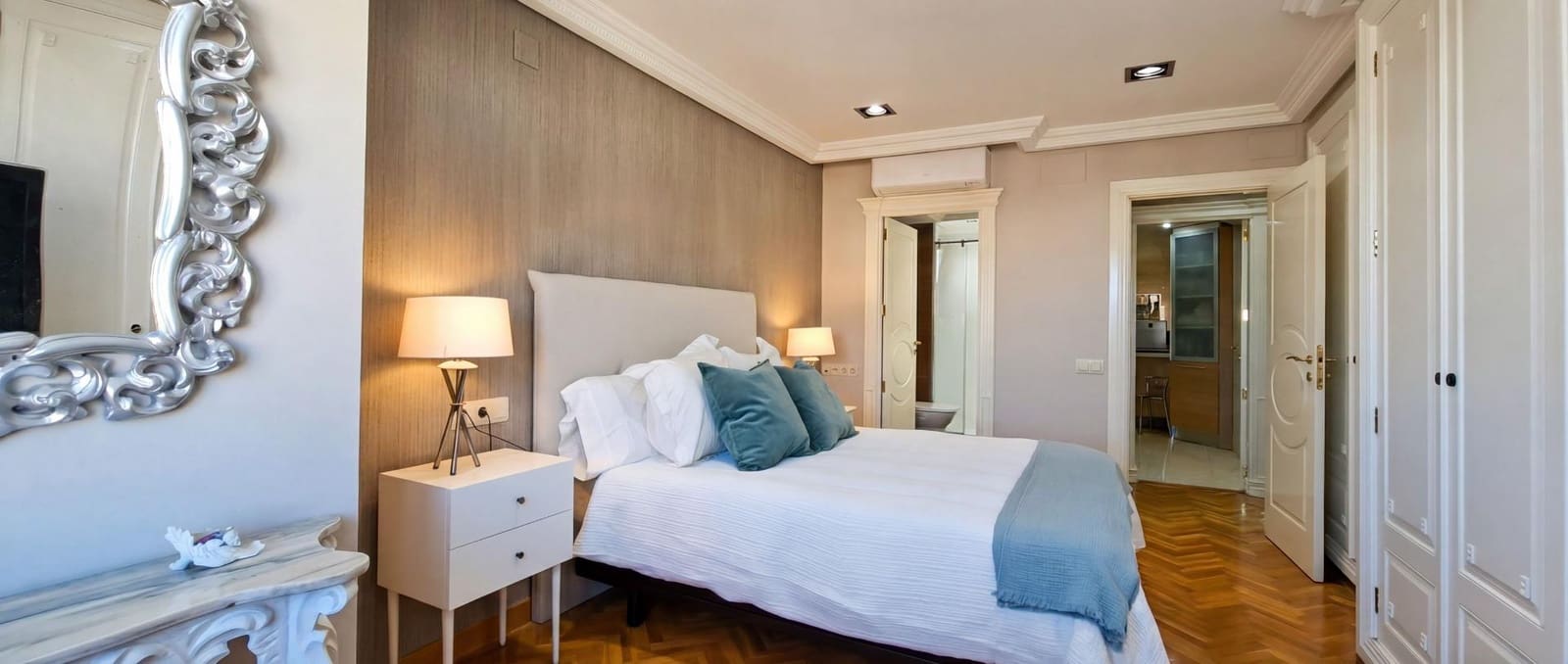 4 soverom Leilighet til salgs i Alicante by - € 799 000 (Ref: 9437563)