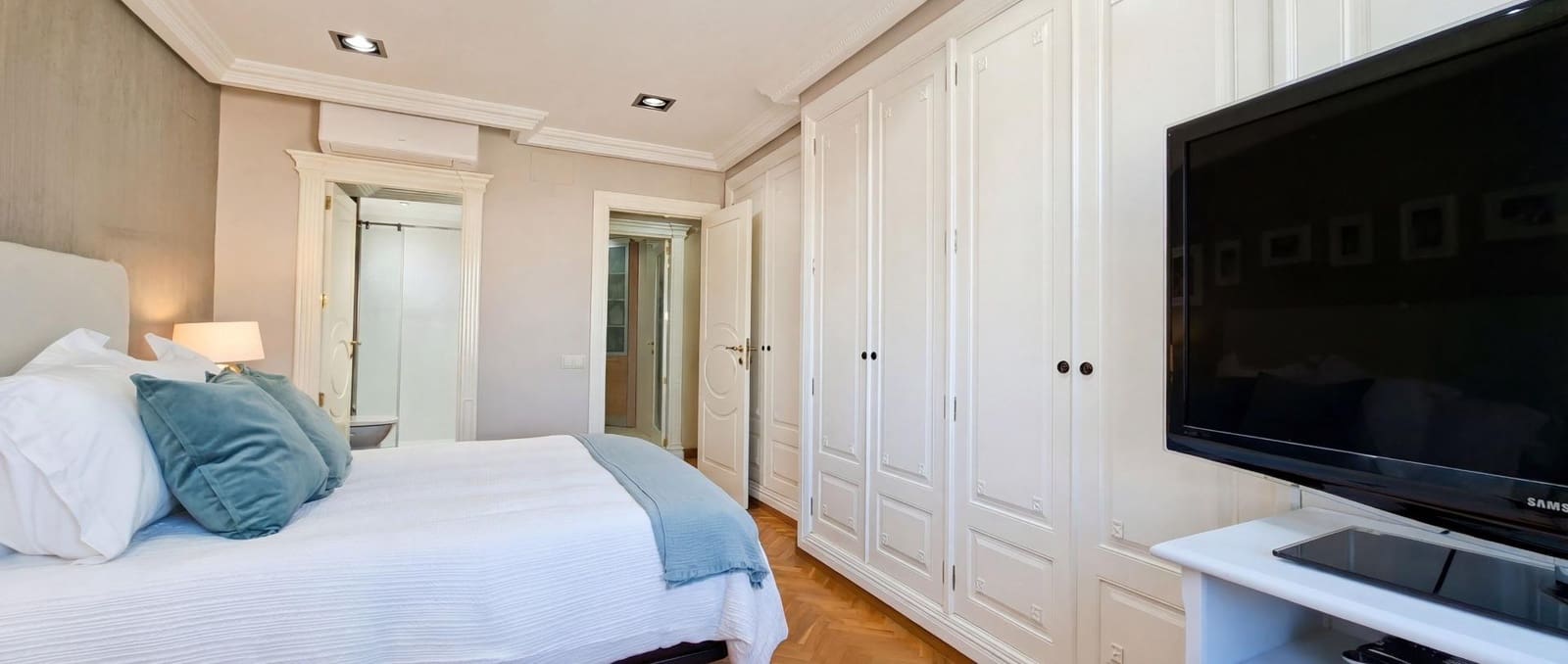 4 soverom Leilighet til salgs i Alicante by - € 799 000 (Ref: 9437563)