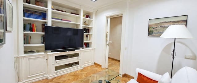 Piso de 4 habitaciones en Alicante / Alacant ciudad en venta - 799.000 € (Ref: 9437563)