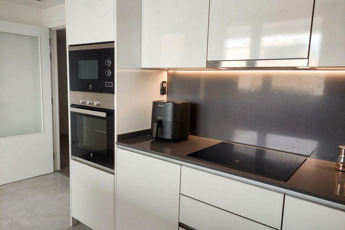 4 soverom Penthouse til salgs i Alicante by med svømmebasseng garasje - € 678 000 (Ref: 9474283)