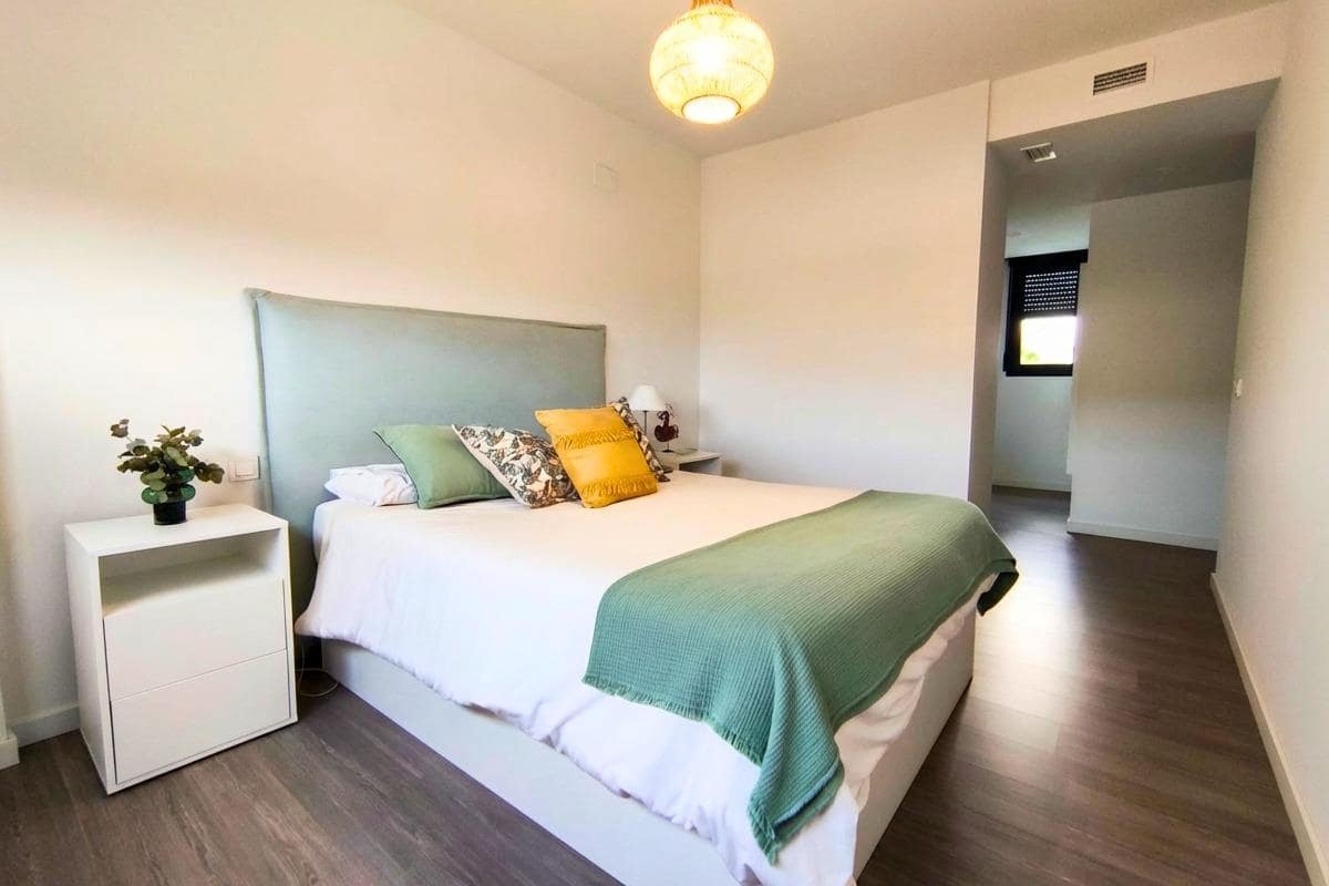 4 soverom Penthouse til salgs i Alicante by med svømmebasseng garasje - € 678 000 (Ref: 9474283)