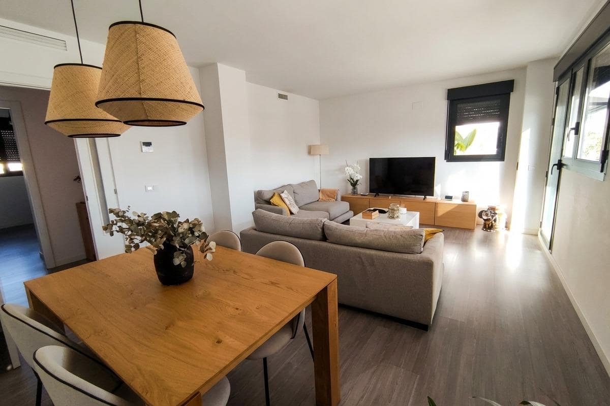 4 soverom Penthouse til salgs i Alicante by med svømmebasseng garasje - € 678 000 (Ref: 9474283)