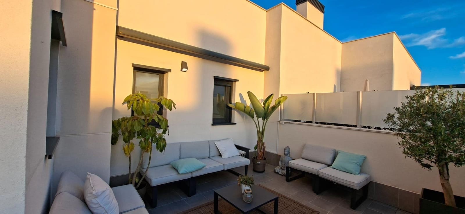 4 soverom Penthouse til salgs i Alicante by med svømmebasseng garasje - € 678 000 (Ref: 9474283)