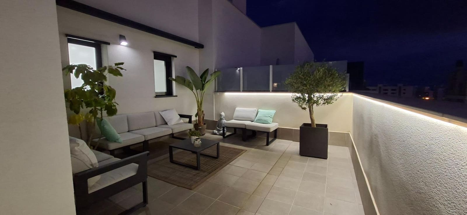 4 soverom Penthouse til salgs i Alicante by med svømmebasseng garasje - € 678 000 (Ref: 9474283)