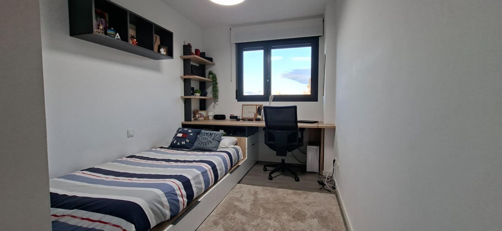 4 soverom Penthouse til salgs i Alicante by med svømmebasseng garasje - € 678 000 (Ref: 9474283)