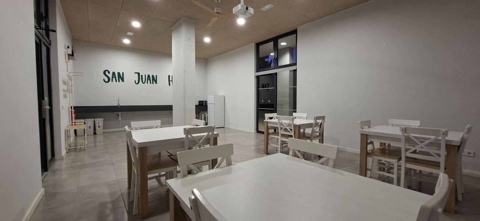 4 soverom Penthouse til salgs i Alicante by med svømmebasseng garasje - € 678 000 (Ref: 9474283)