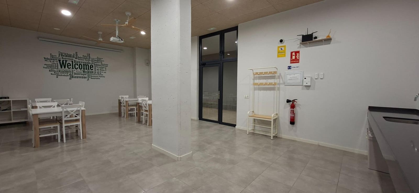 4 soverom Penthouse til salgs i Alicante by med svømmebasseng garasje - € 678 000 (Ref: 9474283)