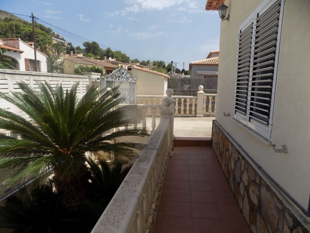 3 quarto Moradia para arrendar em Alcalali / Alcanali com piscina - 850 € (Ref: 10045828)