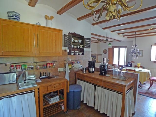 4 bedroom Villa for sale in Llíber - € 600,000 (Ref: 8541139)