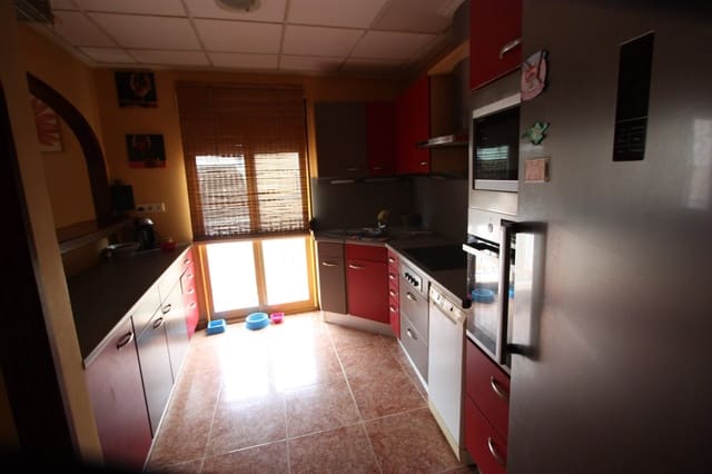 2 chambre Appartement à vendre à Orba - 130 000 € (Ref: 8788113)