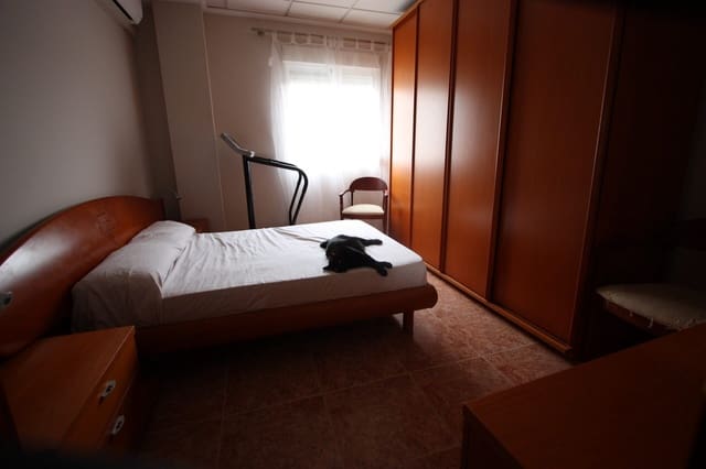 2 chambre Appartement à vendre à Orba - 130 000 € (Ref: 8788113)