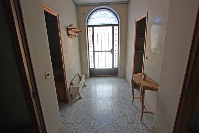 7 Zimmer Haus zu verkaufen in Orba - 130.000 € (Ref: 8788114)