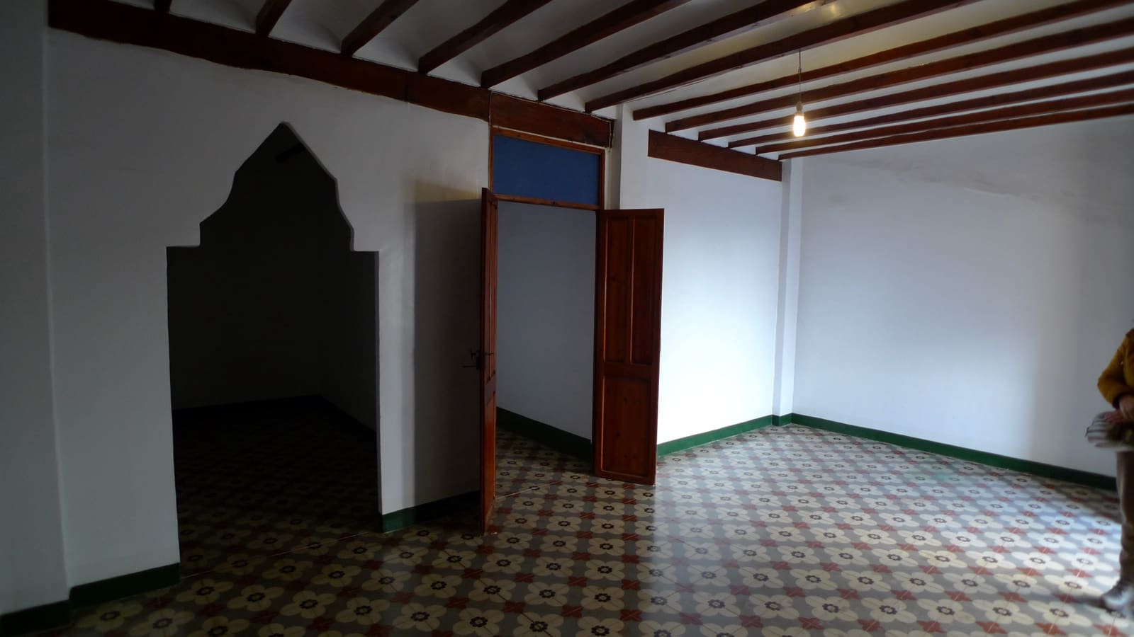 5 bedroom Townhouse for sale in Orba - € 250,000 (Ref: 8788115)