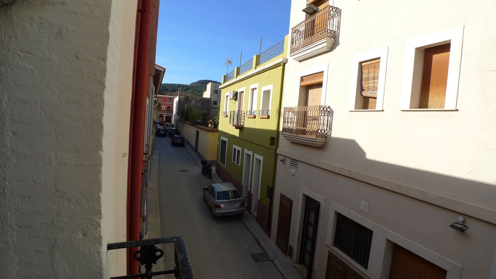 5 bedroom Townhouse for sale in Orba - € 250,000 (Ref: 8788115)