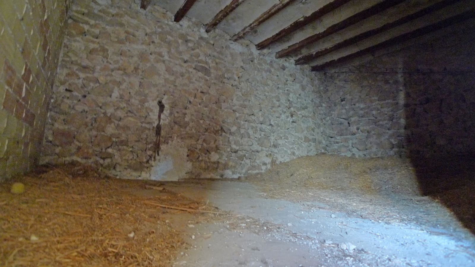 5 bedroom Townhouse for sale in Orba - € 250,000 (Ref: 8788115)