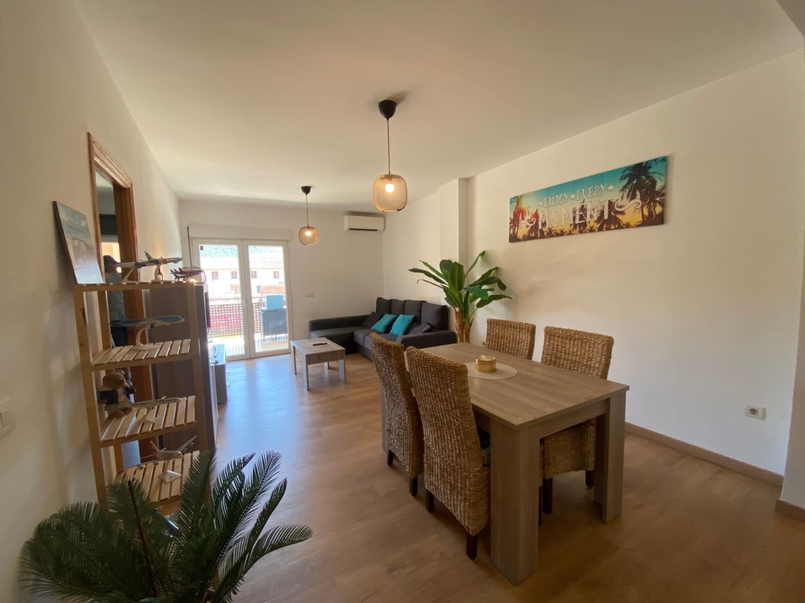 3 soveværelse Lejlighed til salg i Jalon / Xalo - € 225.000 (Ref: 9160077)