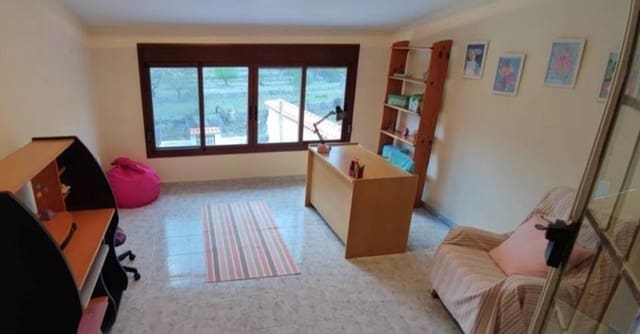 4 bedroom Townhouse for sale in Jalón / Xaló - € 139,000 (Ref: 9201635)
