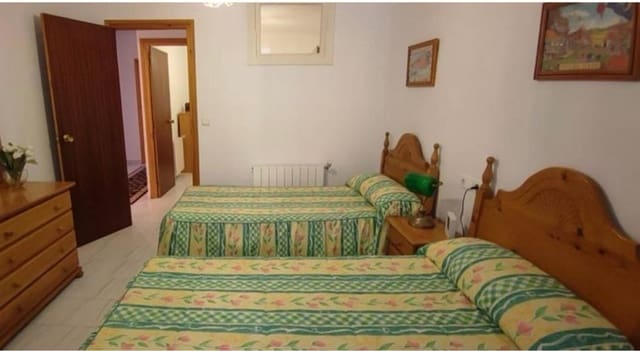 4 bedroom Townhouse for sale in Jalón / Xaló - € 139,000 (Ref: 9201635)